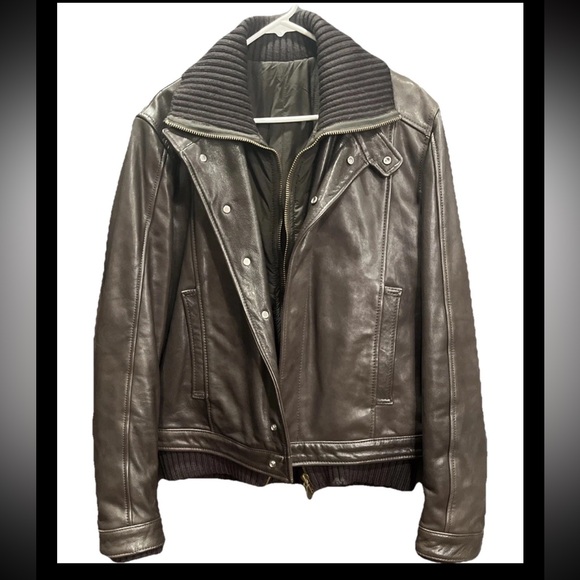 Vintage Men’s Gazzarrini Brown Leather Motto JacketSweater Collar and sleeves